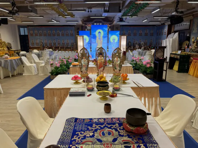 佛教丧礼诵经祈祷与仪式区域布置